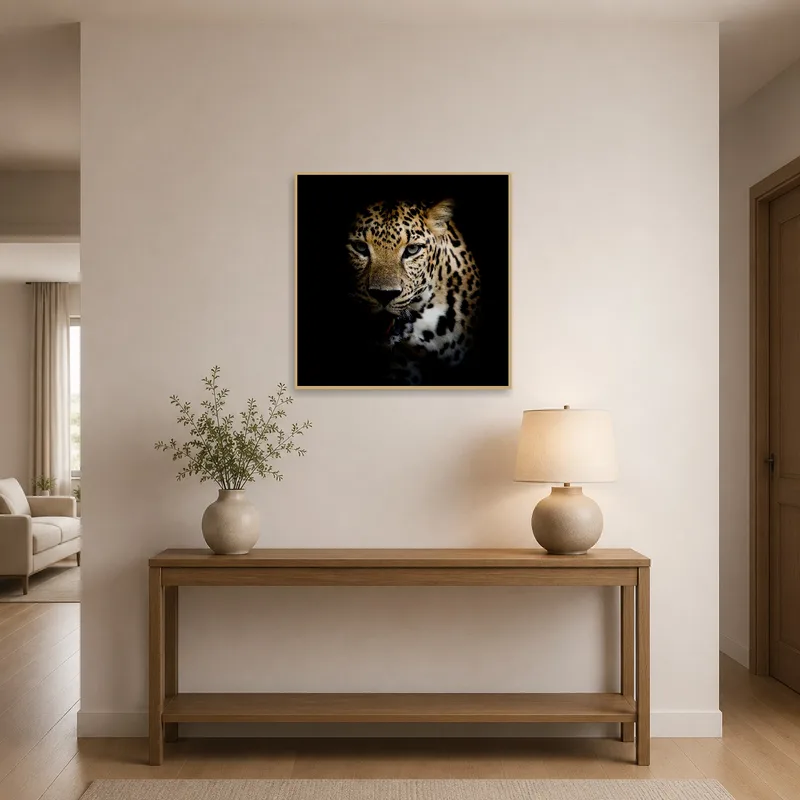 The exquisite leopard portrait greets guests in the entrance hall.