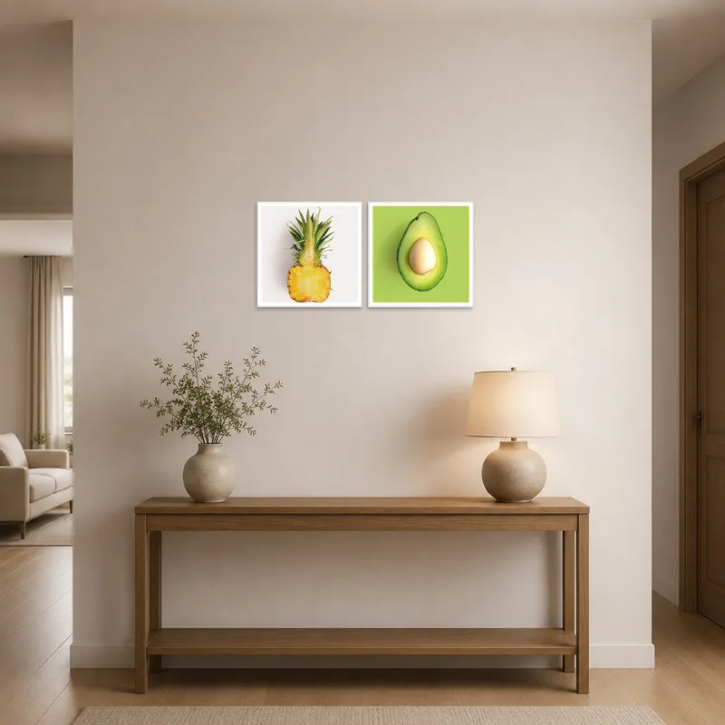 Bright tropical fruit pieces welcoming guests in the entrance hall.